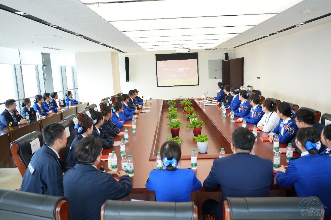 共青團(tuán)烏魯木齊城市軌道集團(tuán)有限公司 第二次代表大會勝利召開 第 1 張 共青團(tuán)烏魯木齊城市軌道集團(tuán)有限公司 第二次代表大會勝利召開 第 1 張