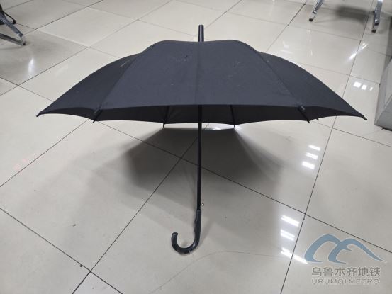 2025年11月5日地鐵1號線站內(nèi)遺失物品1872.png 2025年11月5日地鐵1號線站內(nèi)遺失物品1872.png